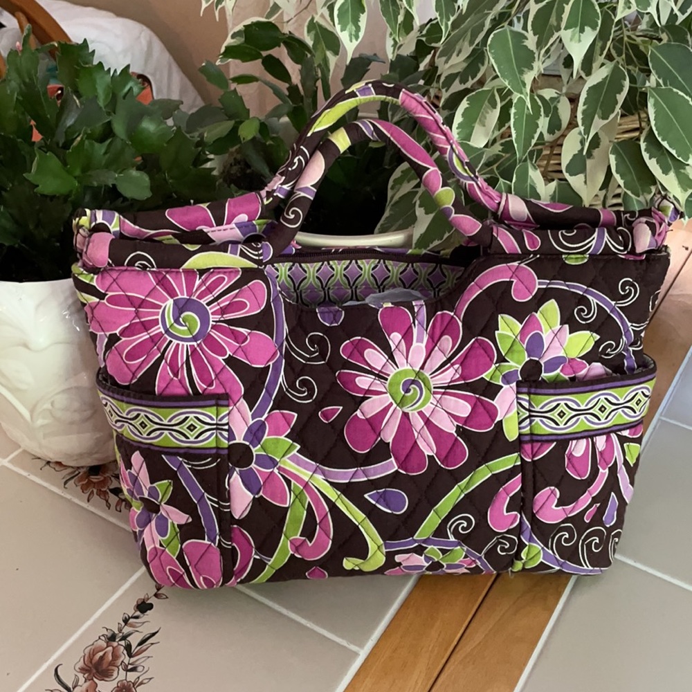 Vera Bradley set of 3! Purse, wallet, and lunchbag - Picture 2 of 13
